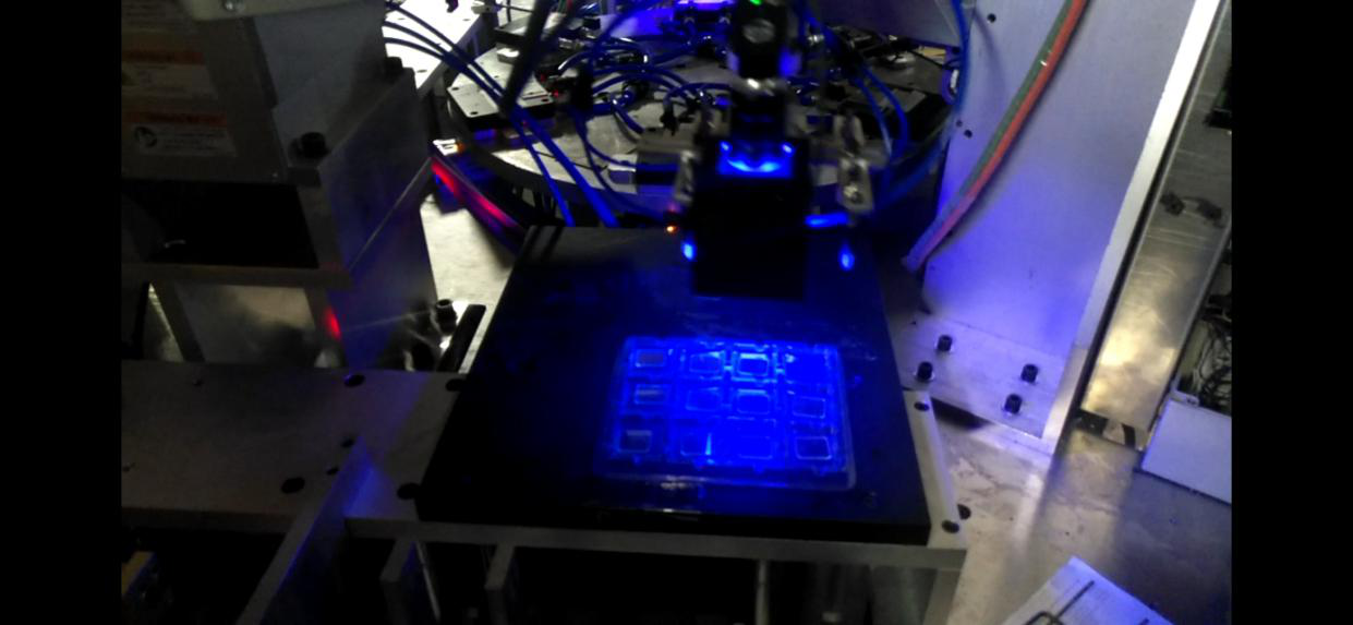 移印視覺對(duì)位(網(wǎng)印視覺對(duì)位系統(tǒng))插圖 移印視覺對(duì)位(網(wǎng)印視覺對(duì)位系統(tǒng))-機(jī)器視覺_視覺檢測設(shè)備_3D視覺_缺陷檢測