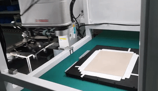 包裝行業(yè)機(jī)器視覺對(duì)位貼合系統(tǒng)應(yīng)用方案插圖1 包裝行業(yè)機(jī)器視覺對(duì)位貼合系統(tǒng)應(yīng)用方案-機(jī)器視覺_視覺檢測(cè)設(shè)備_3D視覺_缺陷檢測(cè)