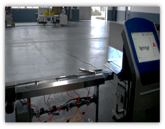 汽車零部件外觀缺陷檢測(cè)（分揀）系統(tǒng)-機(jī)器視覺_視覺檢測(cè)設(shè)備_3D視覺_缺陷檢測(cè)