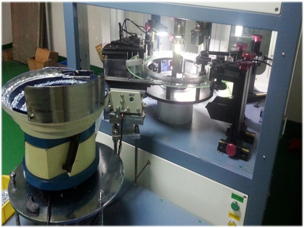 汽車零部件外觀缺陷檢測(cè)（分揀）系統(tǒng)-機(jī)器視覺_視覺檢測(cè)設(shè)備_3D視覺_缺陷檢測(cè)