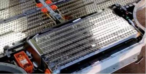 3D機(jī)器視覺在新能源汽車動(dòng)力電池行業(yè)的應(yīng)用插圖17 3D機(jī)器視覺在新能源汽車動(dòng)力電池行業(yè)的應(yīng)用-機(jī)器視覺_視覺檢測設(shè)備_3D視覺_缺陷檢測