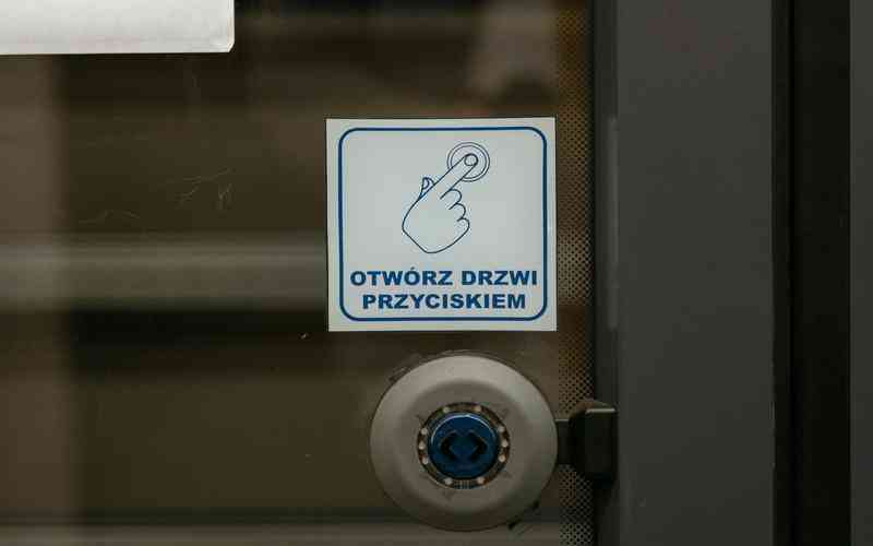 如何解決產(chǎn)品外觀檢測設備在高速生產(chǎn)線中的挑戰(zhàn) 如何解決產(chǎn)品外觀檢測設備在高速生產(chǎn)線中的挑戰(zhàn)