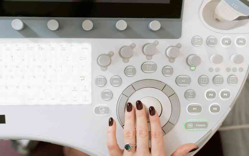 標(biāo)簽品檢機(jī)在節(jié)約原材料方面的作用是什么 標(biāo)簽品檢機(jī)在節(jié)約原材料方面的作用是什么