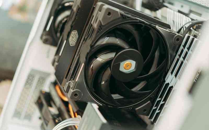 如何應(yīng)對(duì)機(jī)器視覺項(xiàng)目中的遮擋和噪聲問題 如何應(yīng)對(duì)機(jī)器視覺項(xiàng)目中的遮擋和噪聲問題