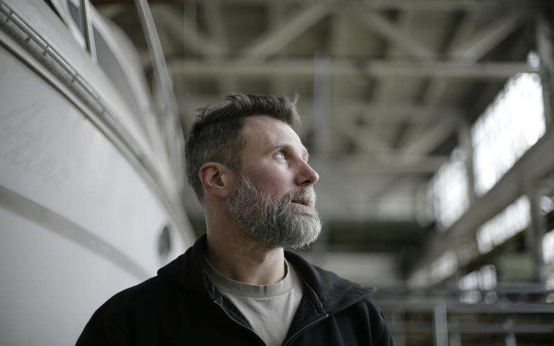 在視覺檢測中如何選擇適當?shù)膫鞲衅? title=