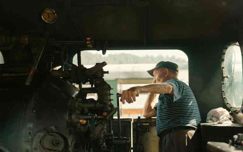 視覺檢測(cè)自動(dòng)化設(shè)備如何處理高速生產(chǎn)線的挑戰(zhàn)