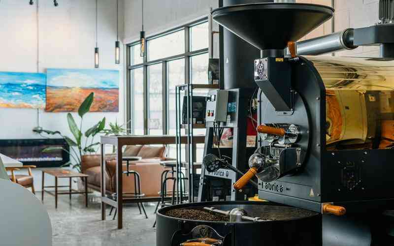 AI如何在塑料制品生產中實現(xiàn)高效的缺陷檢測 AI如何在塑料制品生產中實現(xiàn)高效的缺陷檢測