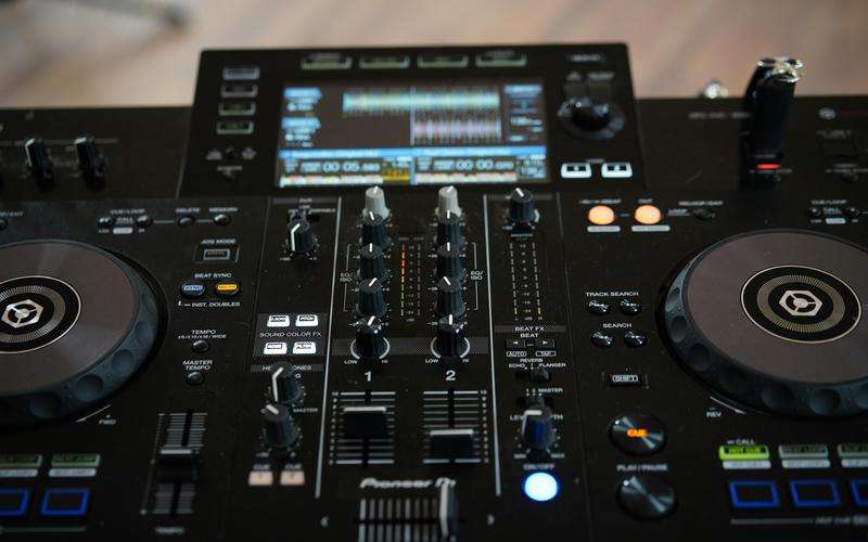 如何結(jié)合機器視覺和其他傳感器進行綜合環(huán)境監(jiān)測 如何結(jié)合機器視覺和其他傳感器進行綜合環(huán)境監(jiān)測